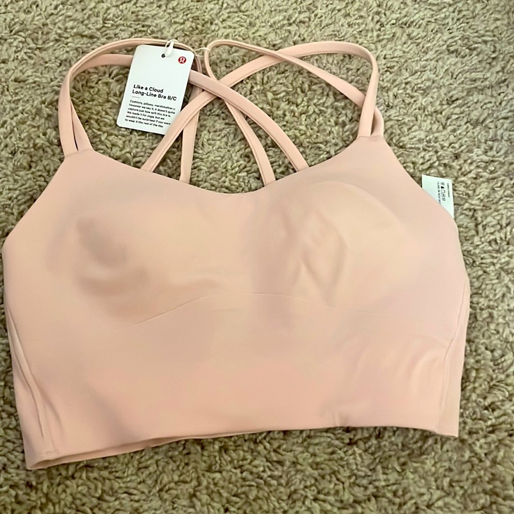 Brand New Lululemon sports bra with tags